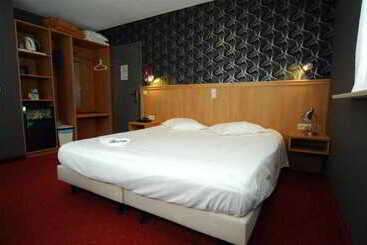 New Hotel De Lives