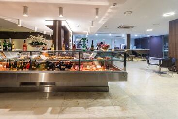 Palas Pineda Hotel & Apartamentos