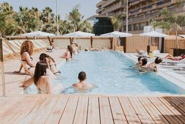 Palas Pineda Hotel & Apartamentos