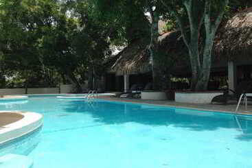 استراحتگاه Suite Privada En Coronado Luxury Club & Suites