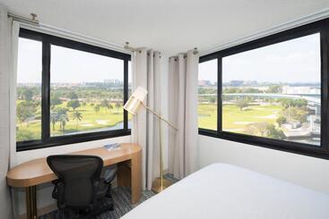 Sheraton Miami Airport Hotel And Executive Meeting Center