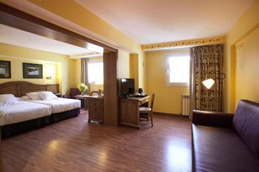 Ski Plaza Hotel & Wellness