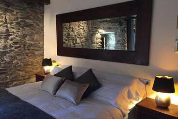 Mas Farner   Adults Only - Llivia