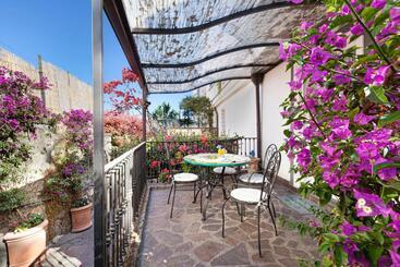 Villa Maresca B&b