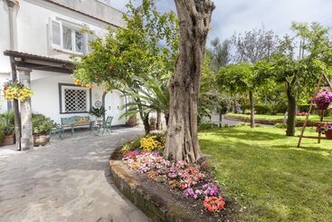 Villa Maresca B&b