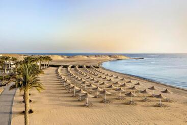 Iberotel Costa Mares