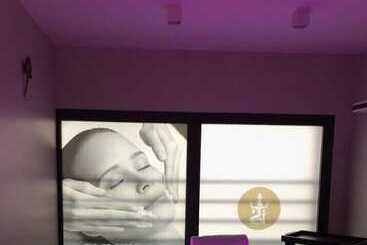 هتل La Villa Port D Antibes & Spa