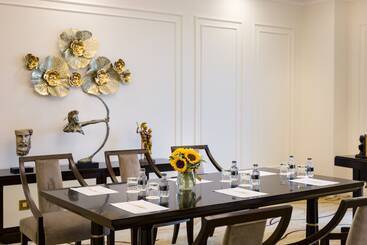 هتل Phoenix Resort Bac Ninh
