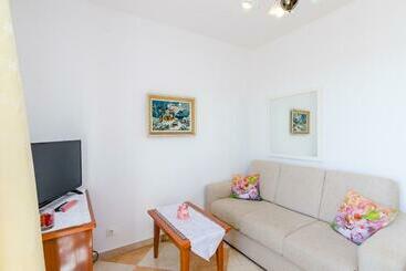 Apartments Nicol