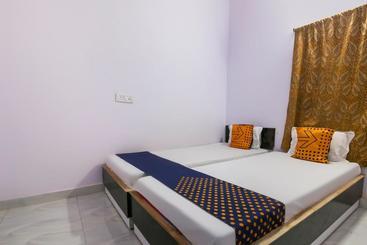 هتل Spot On 43466 Sangeeta Palace
