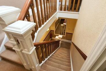 هتل Chandos Premier Folkestone