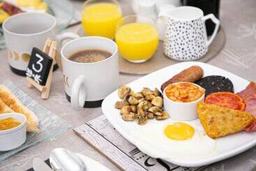 هتل Cherwood Guest House