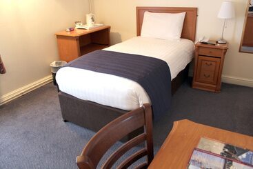 هتل Discovery Inn Leeds