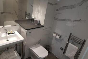 هتل Heywood Spa