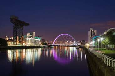 هتل Hilton Garden Inn Glasgow City Centre