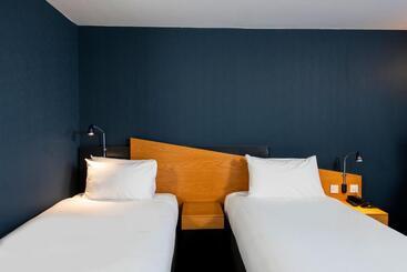 هتل Holiday Inn Express Manchester   Salford Quays, An Ihg