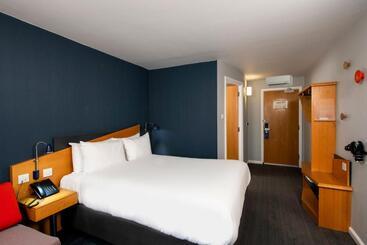 هتل Holiday Inn Express Manchester Salford Quays, An Ihg
