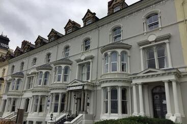 هتل Kensington