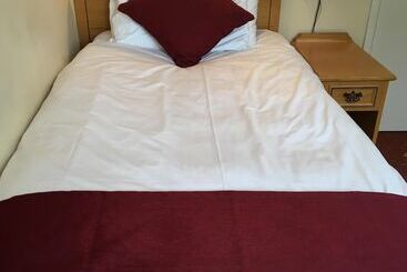 هتل The Nyton Guesthouse