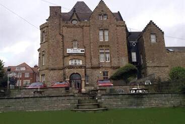 Highlands Hotel And Bar - St Leonards on Sea