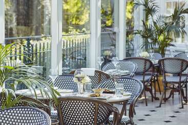 Hotel The Montague On The Gardens