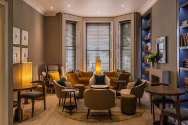 هتل The Resident Kensington