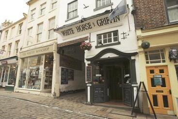 هتل White Horse & Griffin