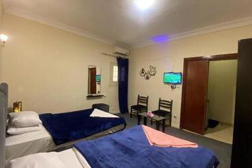 تختخواب و صبحانه Key Of Pyramids View Inn