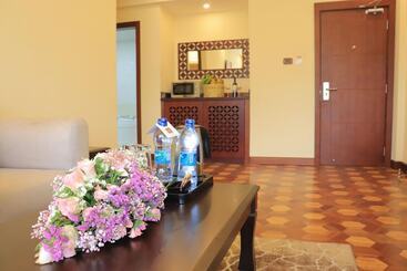 Desalegn Hotels Lodge And Apartment