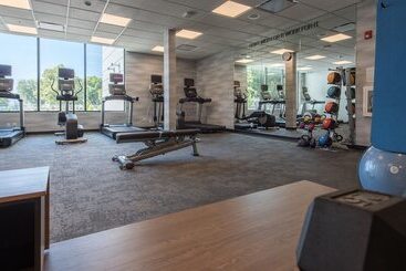 هتل Fairfield Inn & Suites By Marriott Penticton