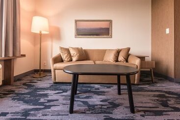 هتل Fairfield Inn & Suites By Marriott Penticton