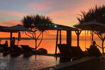هتل Ketut Losmen Bungalows Lembongan