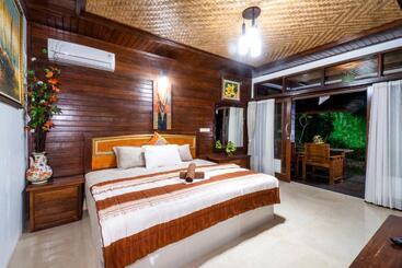 هتل Ketut Losmen Bungalows Lembongan