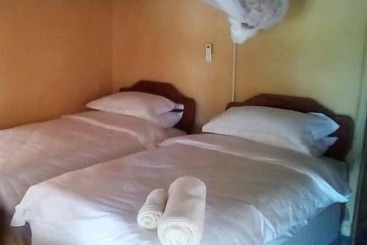 هتل Mophy  Budget  Safari  Lagoon  Camp