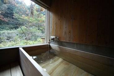 ریوکان Saga Ureshino Spa Shiibasanso