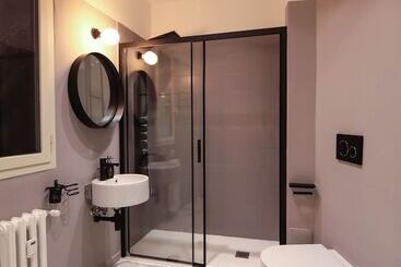 تختخواب و صبحانه O.effe. Suites / Vatican