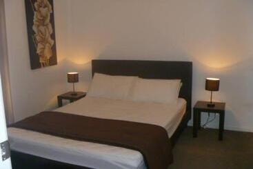 Cowes Holiday Haven   Property 1