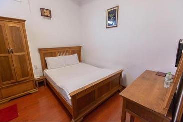 هتل Pi Hostel Dalat