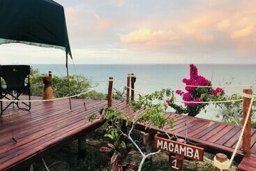 هتل Eden Bay Eco Lodge