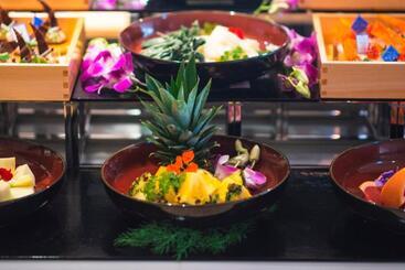 هتل Sansui Naha　ryukyu Hot Spring Naminoueyu