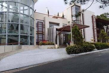 בית מלון כפרי Whitehouse Of The Lord Of Scents