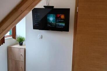پانسیون Jr Luxury Guesthouse