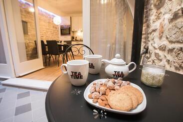 Residence Teatro