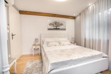 Residence Teatro