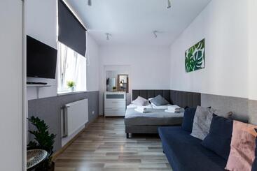 Wawel Cracow Old City Apartments   Friendhouse Apartments
