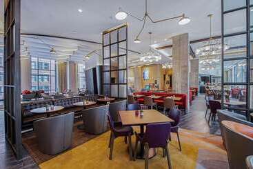هتل Canopy By Hilton Jersey City Arts District