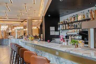 هتل Canopy By Hilton Jersey City Arts District