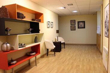 پانسیون Hostal San Isidro