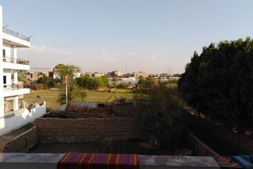 پانسیون Sun Flats Nile View Luxor