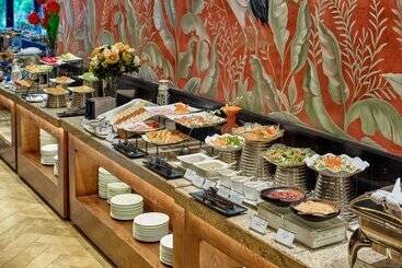 Ravatel Luxury Hotel Bac Giang
